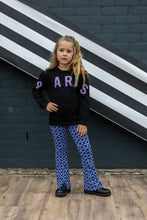 Lade das Bild in den Galerie-Viewer, Trui Manea
