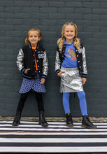 Lade das Bild in den Galerie-Viewer, Jasje Papillon
