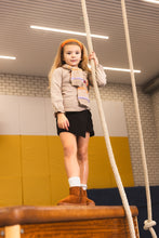 Lade das Bild in den Galerie-Viewer, Skirt Door
