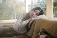 Lade das Bild in den Galerie-Viewer, Sweater Naniek
