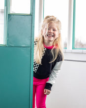 Lade das Bild in den Galerie-Viewer, Hoodie Isabella
