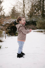 Lade das Bild in den Galerie-Viewer, Hoodie Pia
