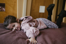 Lade das Bild in den Galerie-Viewer, Sweater Popje
