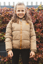 Cargar imagen en el visor de la galería, Coat Jara
