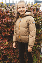 Cargar imagen en el visor de la galería, Coat Jara
