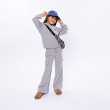 Cargar imagen en el visor de la galería, Hoodie O56027
